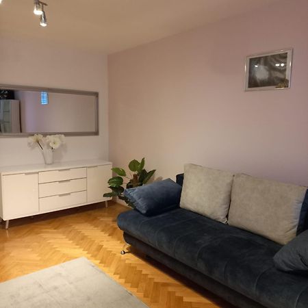 Apartment Blue Moon Lubiana Esterno foto